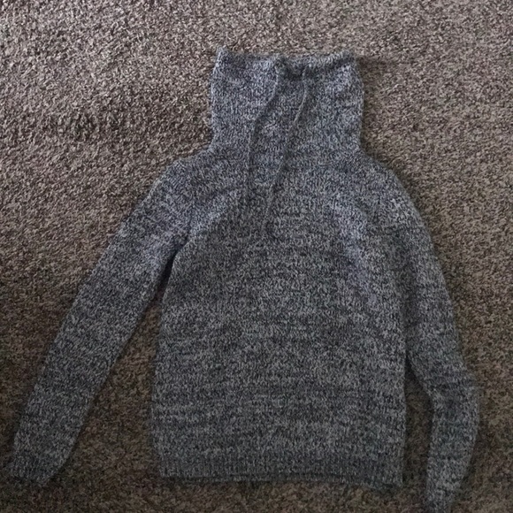 F21 Grey/White/Black Pullover Sweater - Picture 2 of 3